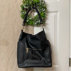 Black shoulder purse